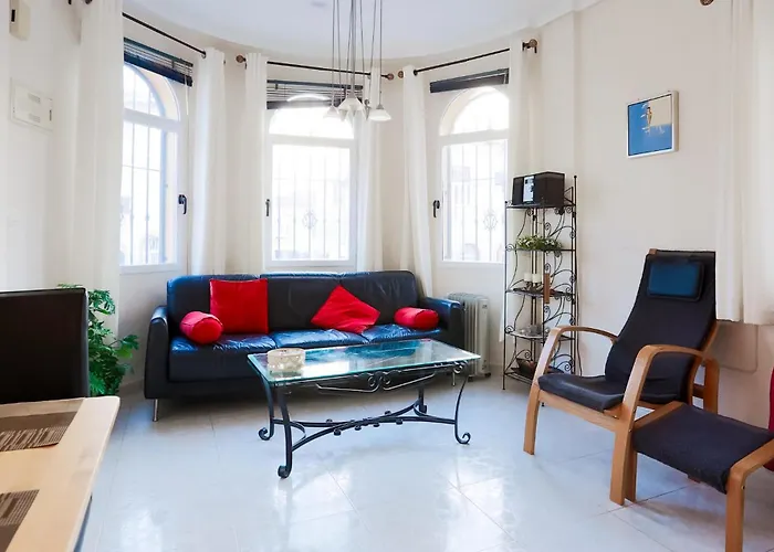 Tatil Evi Beautiful In With Wifi Torrevieja